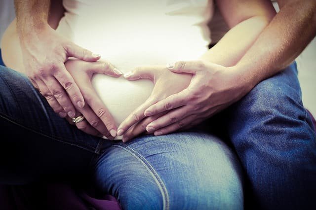¿Cuántas ecografías se realizan durante el embarazo?